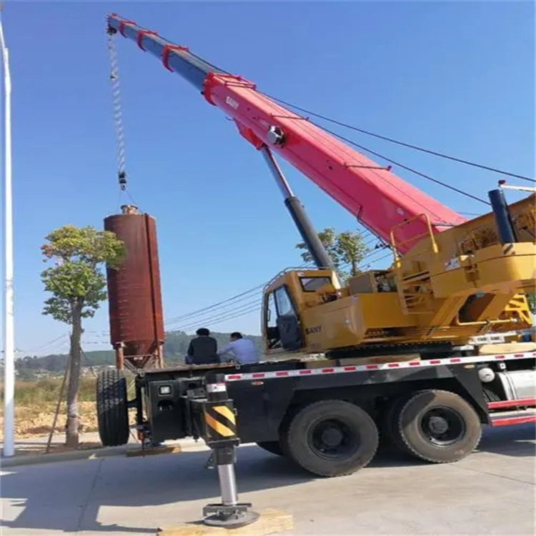 西乡塘80吨吊车出租多少钱