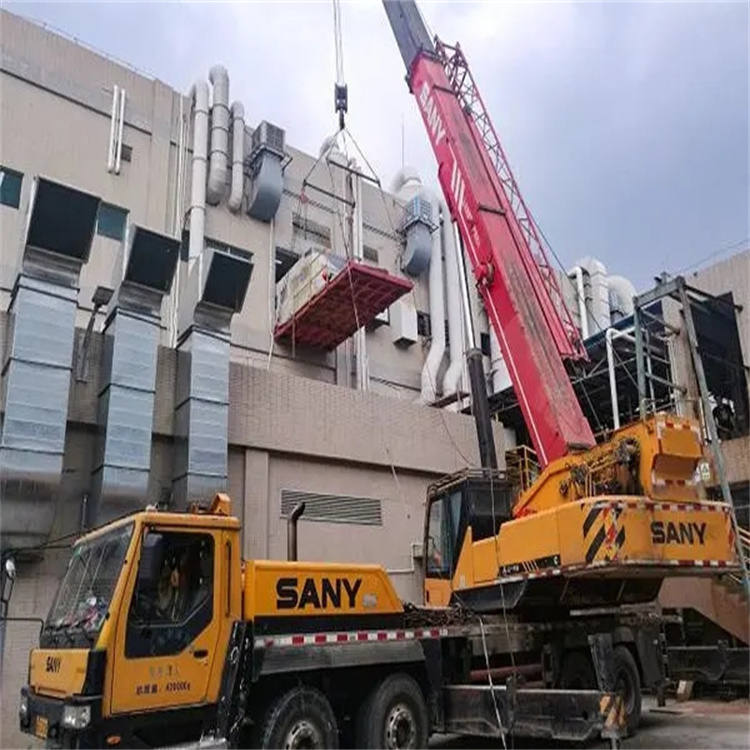 西乡塘一百吨吊车吊臂多长