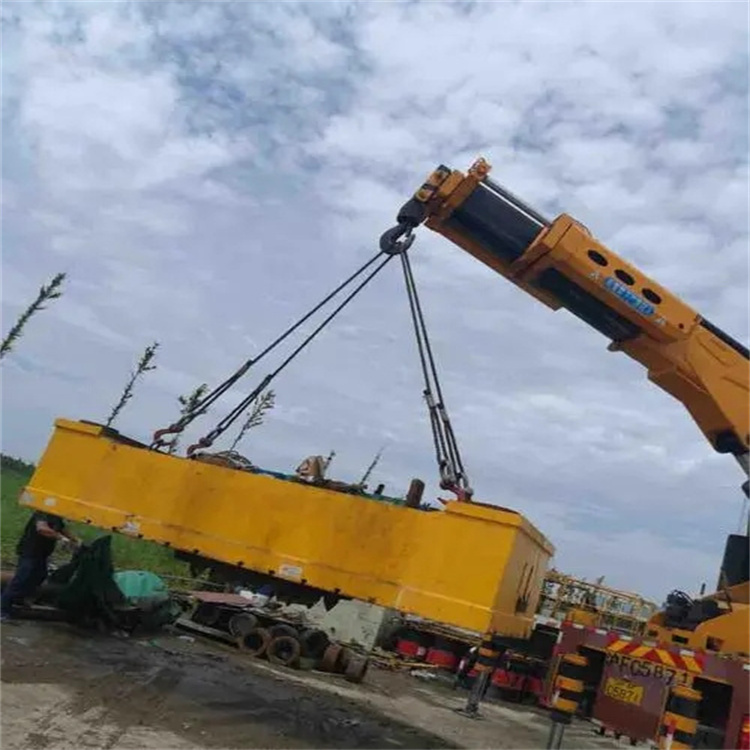 西乡塘吊车吊集装箱需要多少钱